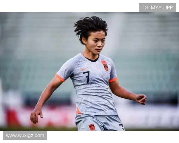 足球假摔之王:盘点历史上最具争议的球员及其假摔经典瞬间 足球假摔之王:盘点历史上最具争议的球员及其假摔经典瞬间